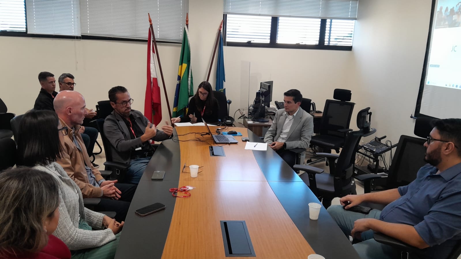 Reunião no Ministério Público esclarece transição no HMISC e confirma que greve está descartada e manutenção dos serviços garantida