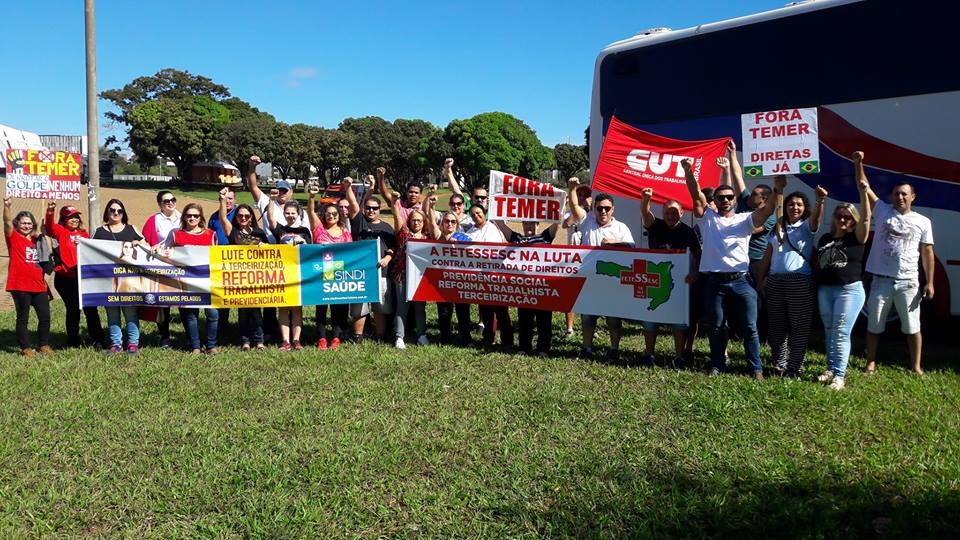 Sul do Estado participa de manifestação em Brasília