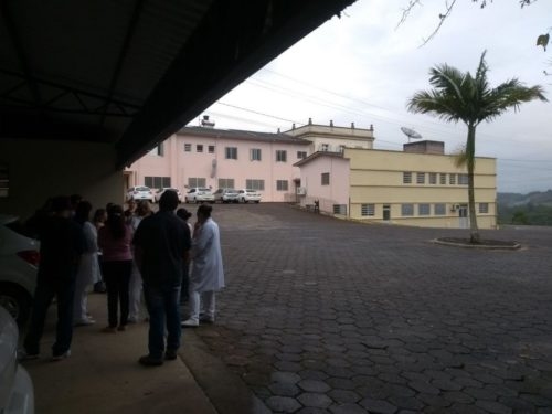 Trabalhadores do Hospital São Marcos ameaçam “cruzar os braços” se salário não for pago